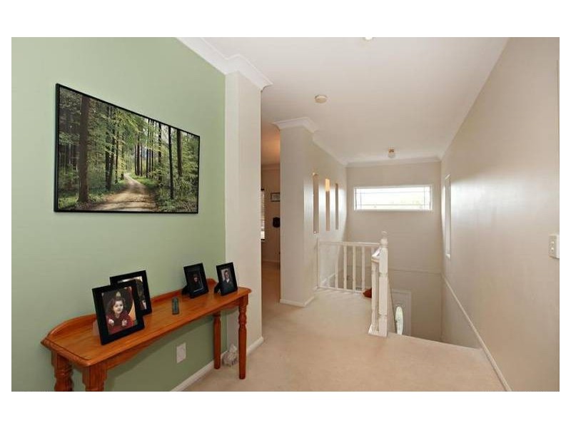 14 Summerfield Place, Kenmore QLD 4069