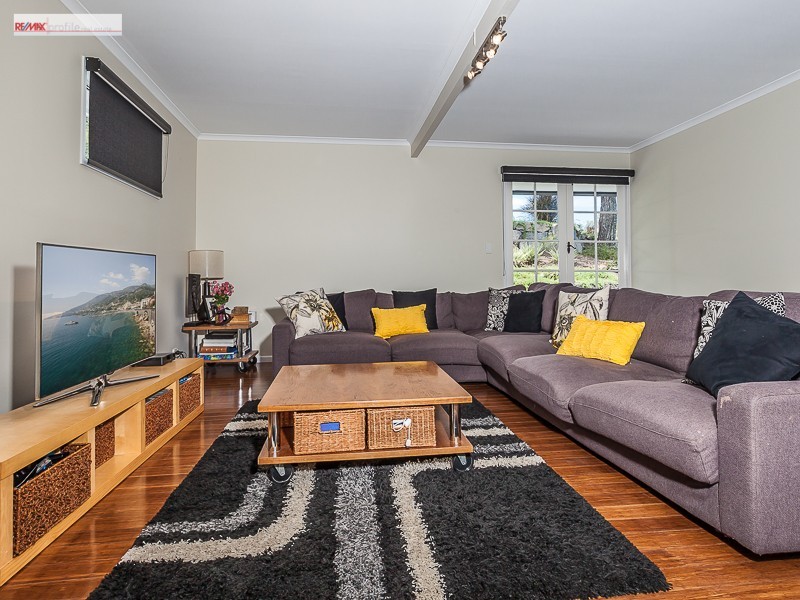 162 Sunset Road, Kenmore QLD 4069