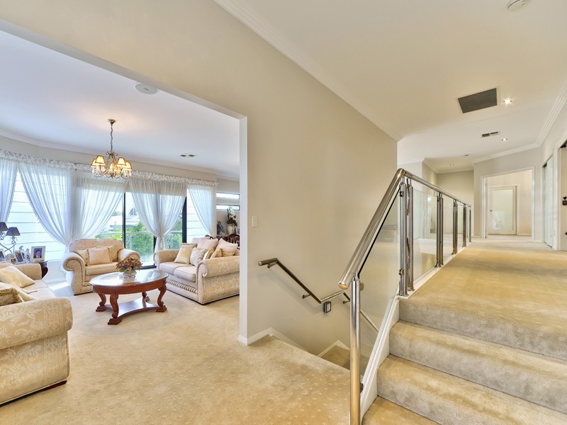 63 Condamine Place, Sinnamon Park QLD 4073