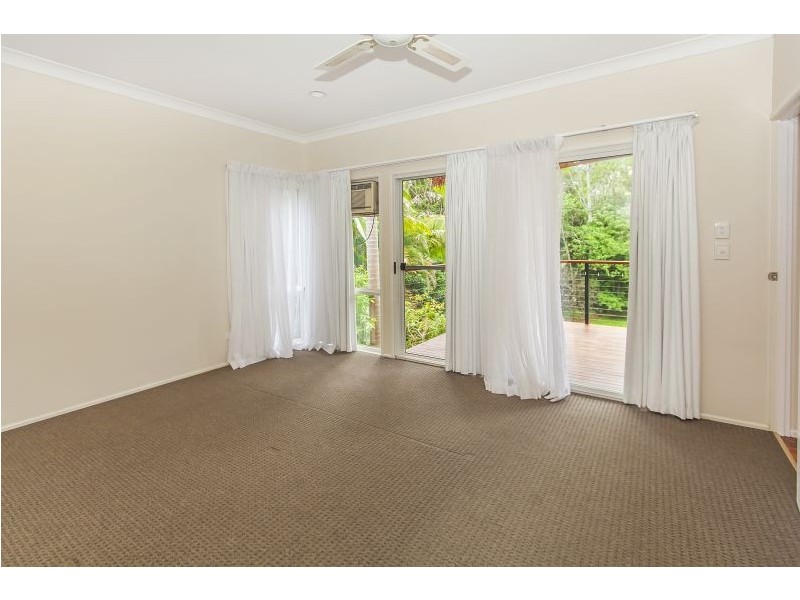 25 Shannan Place, Kenmore Hills QLD 4069