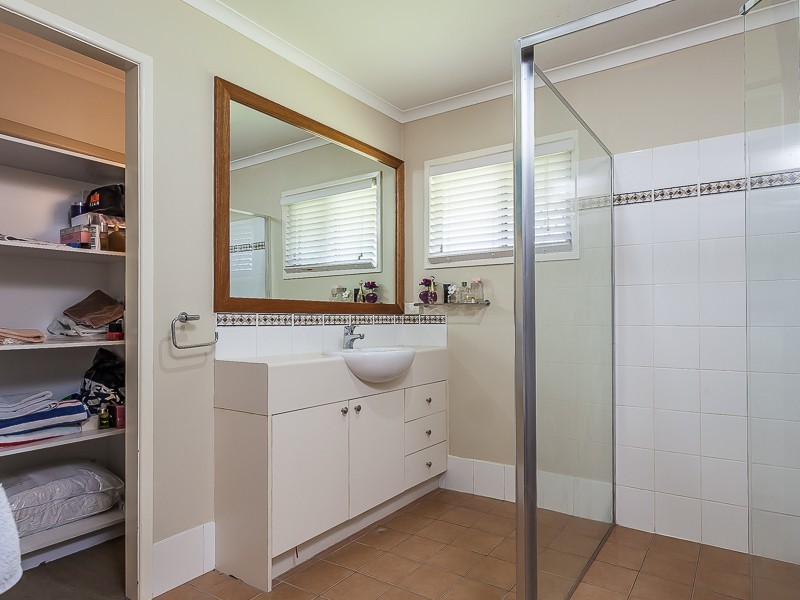 22 Brown Street, Bardon QLD 4065