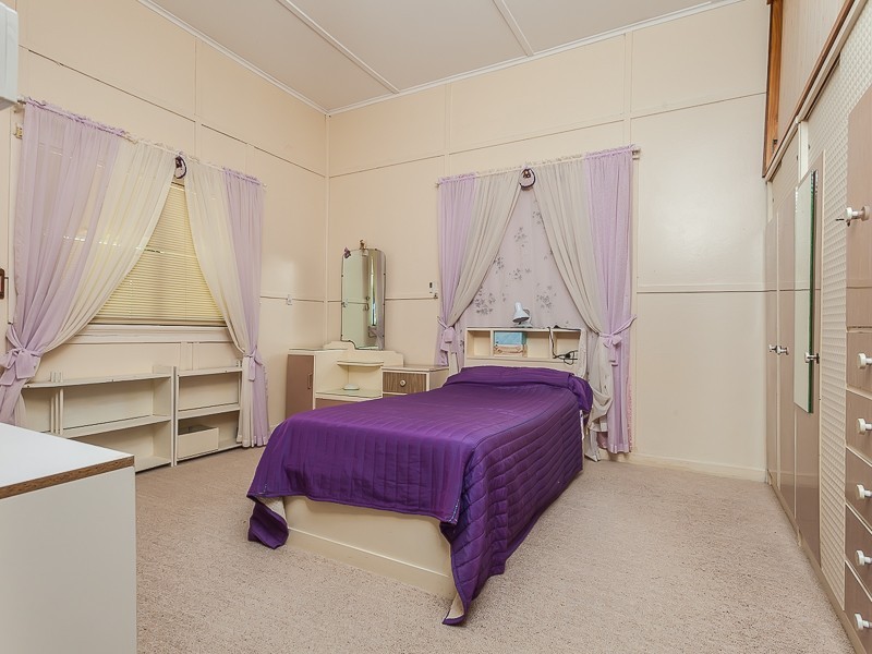 113 Outlook Crescent, Bardon QLD 4065