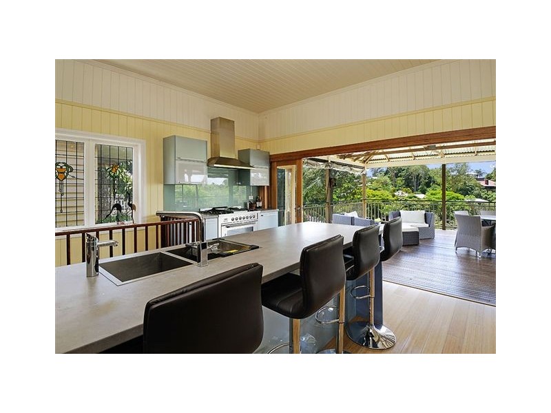 62 Boundry Road, Bardon QLD 4065