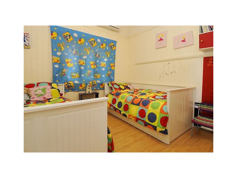 62 Boundry Road, Bardon QLD 4065