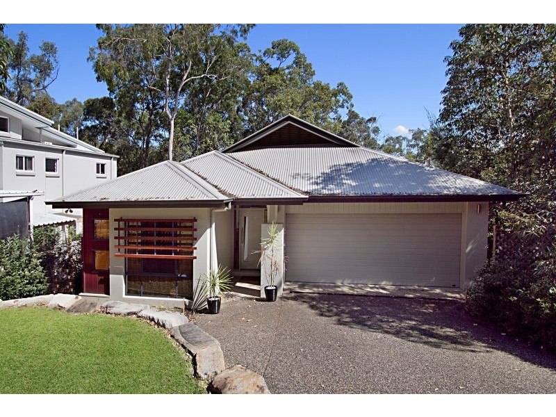 12 Gordon Circuit, Seventeen Mile Rocks QLD 4073