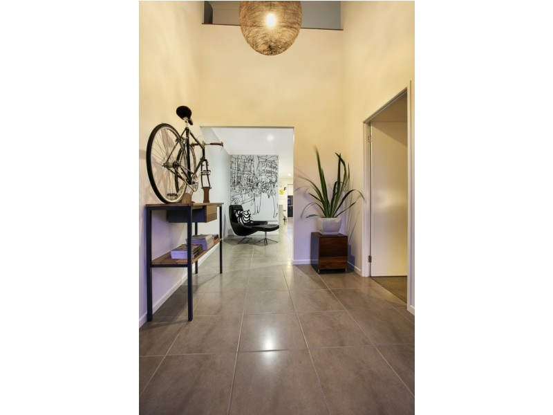 4 Erroll Street, Graceville QLD 4075