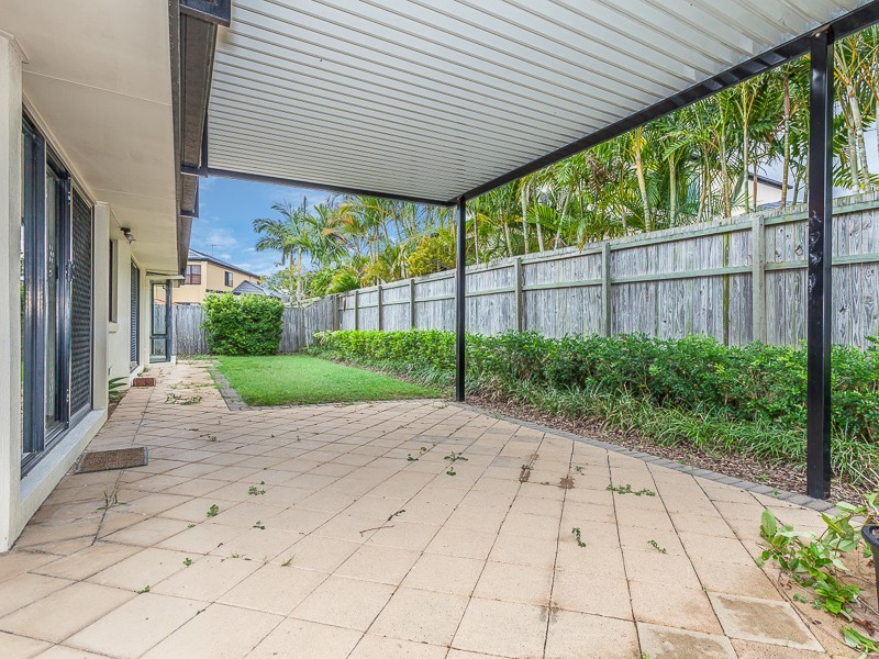 30 Bellfield Place, Westlake QLD 4074