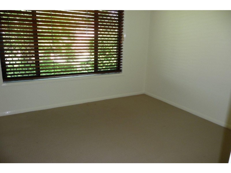 30 Bellfield Place, Westlake QLD 4074