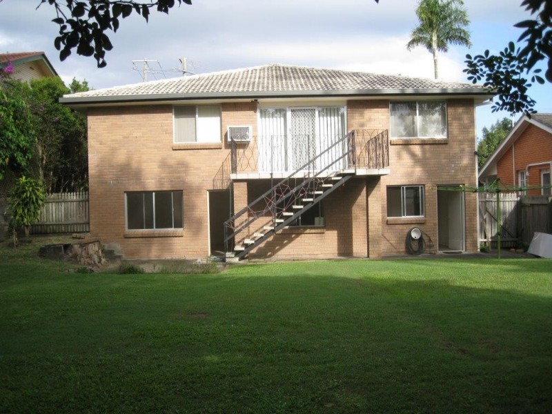 8 Elgata Street, The Gap QLD 4061