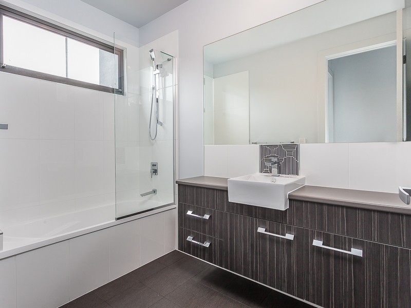 9 Epacras Street, Windsor QLD 4030