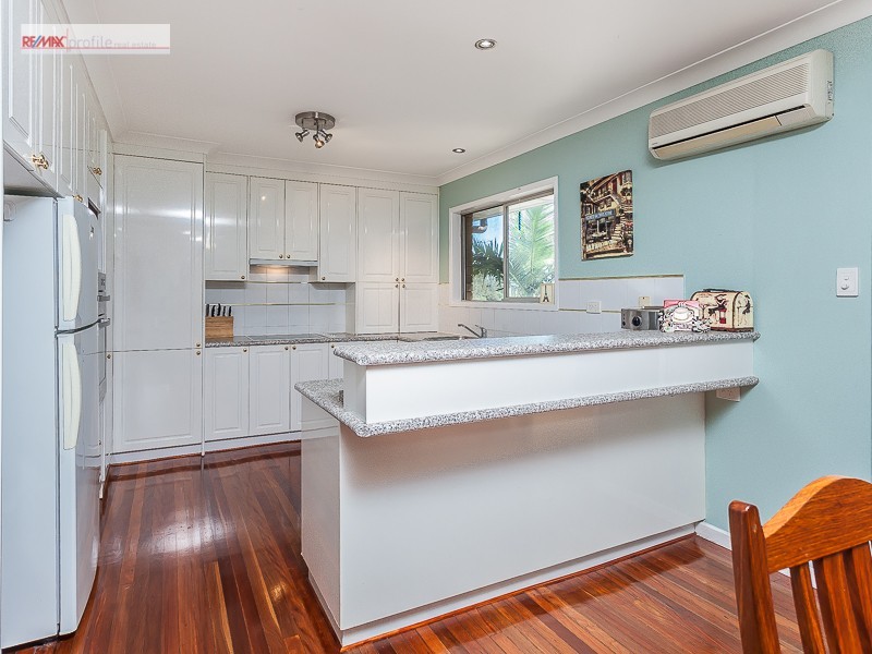 13 Dumfries Street, Kenmore QLD 4069