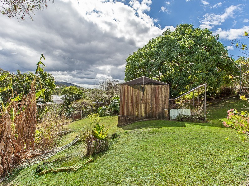 16 Cecil Road, Bardon QLD 4065