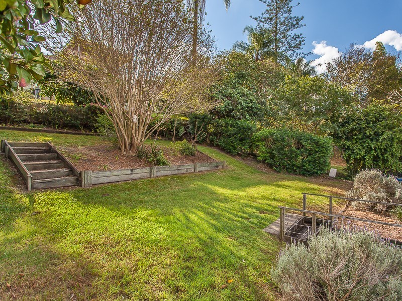9 Panorama Street, Ashgrove QLD 4060
