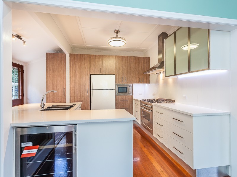 9 Panorama Street, Ashgrove QLD 4060