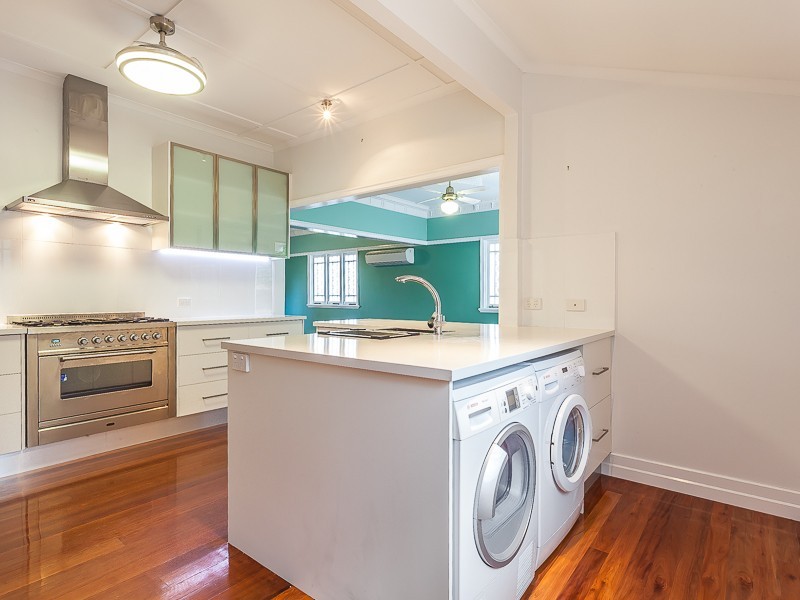9 Panorama Street, Ashgrove QLD 4060