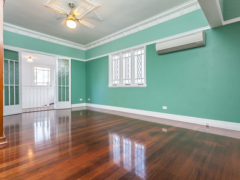 9 Panorama Street, Ashgrove QLD 4060