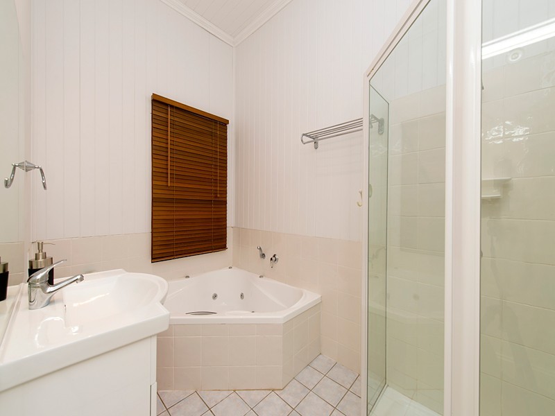 20 Allenby Street, Spring Hill QLD 4000