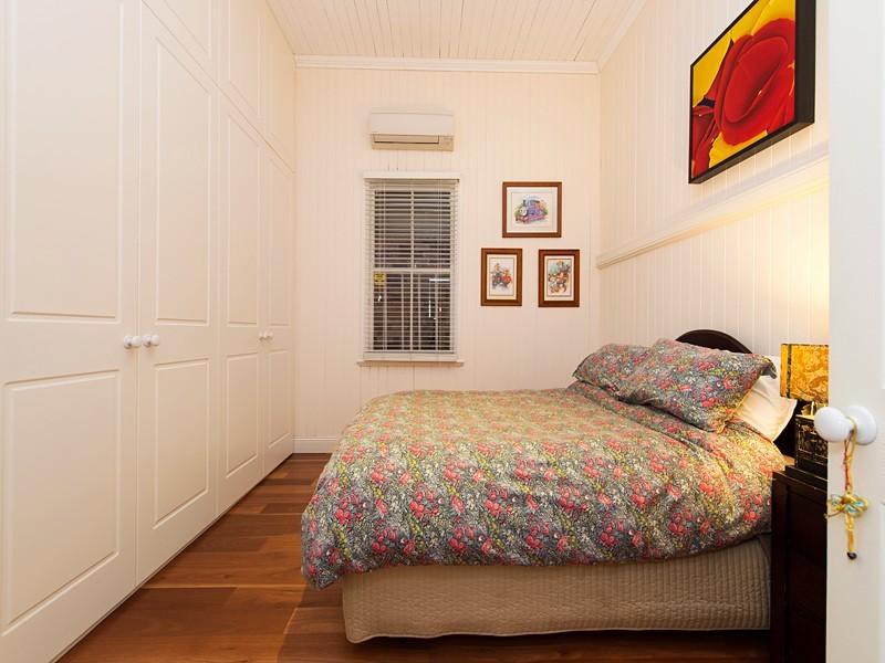 20 Allenby Street, Spring Hill QLD 4000