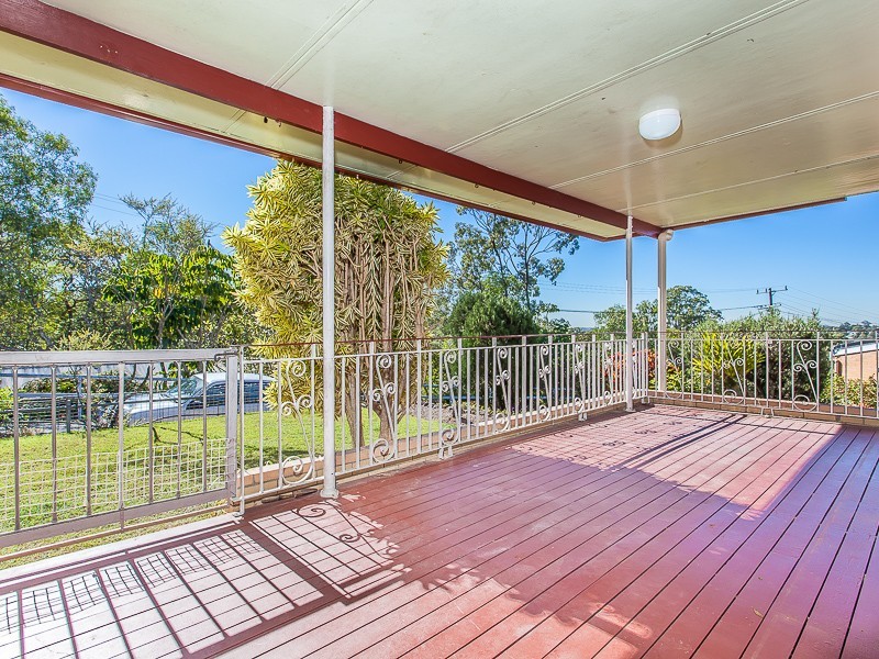 72 Outlook Crescent, Bardon QLD 4065