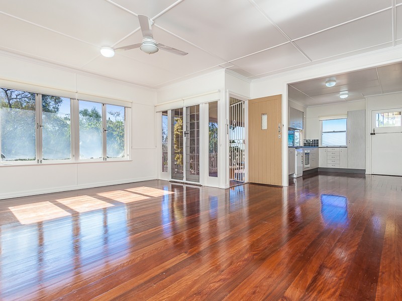 72 Outlook Crescent, Bardon QLD 4065