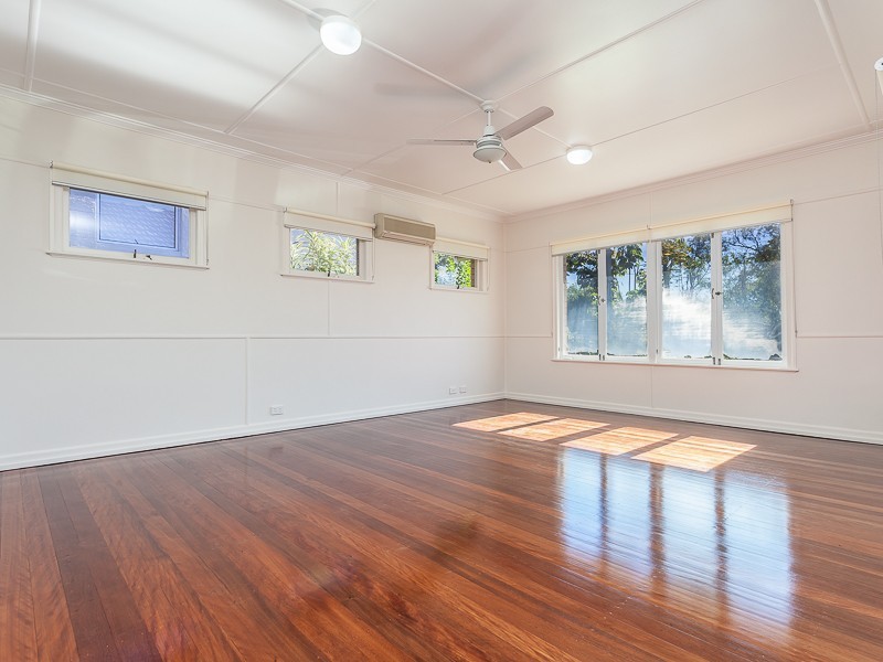 72 Outlook Crescent, Bardon QLD 4065