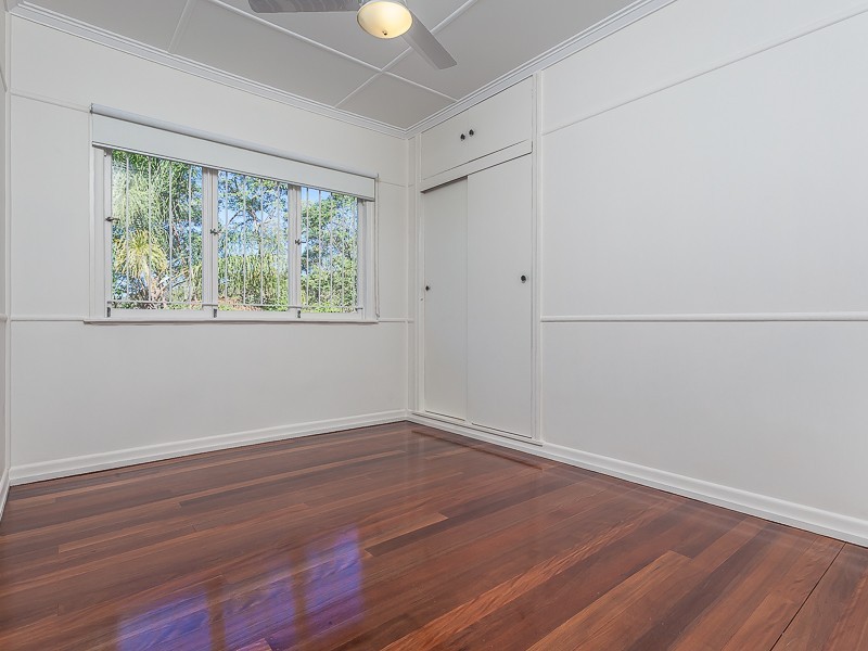 72 Outlook Crescent, Bardon QLD 4065