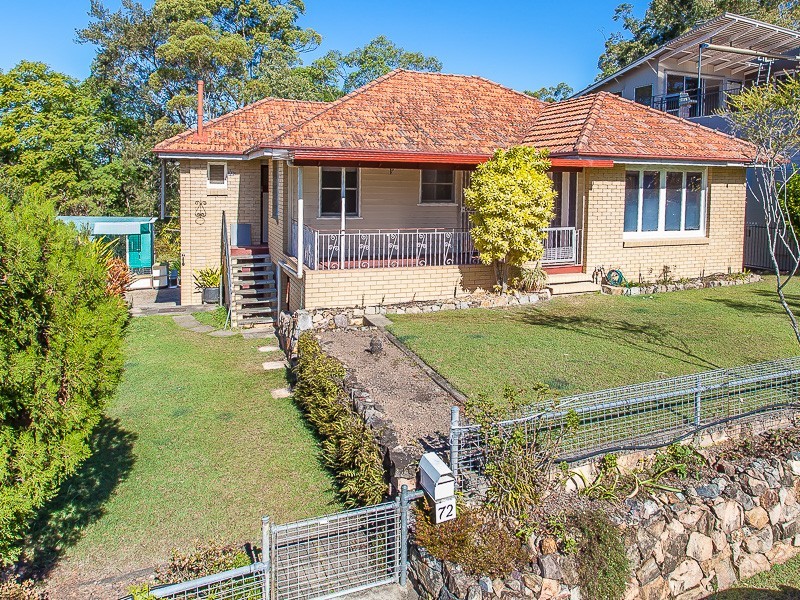 72 Outlook Crescent, Bardon QLD 4065