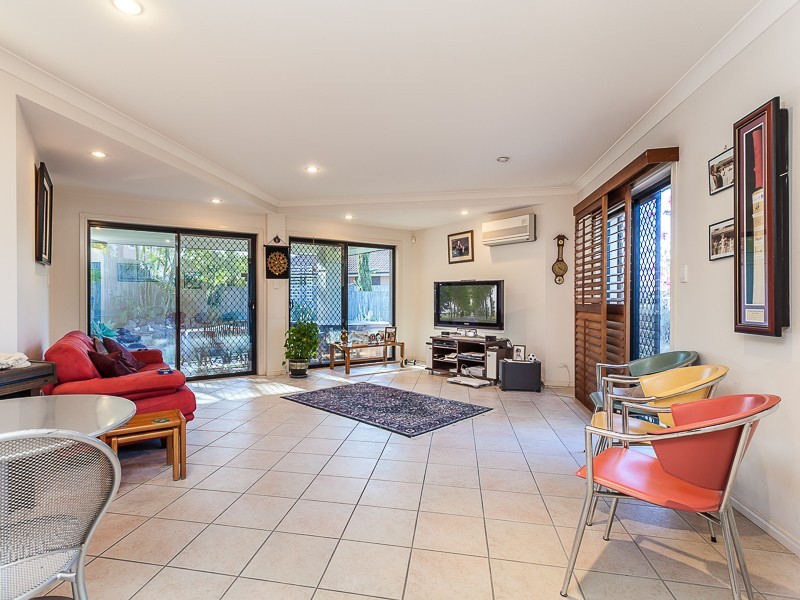 3 Lightwood Place, Sinnamon Park QLD 4073