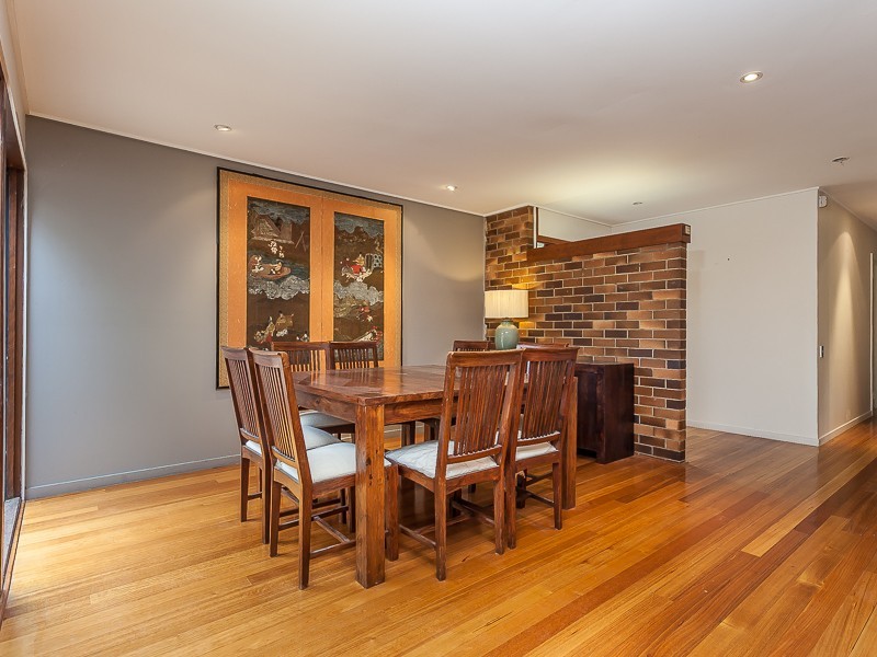 11 Wexford Street, Kenmore Hills QLD 4069