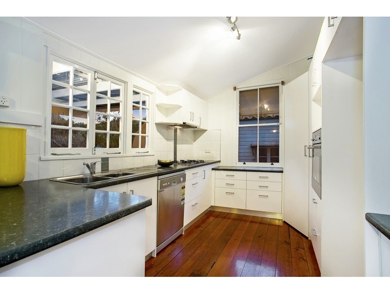 13 Elizabeth Street, Toowong QLD 4066