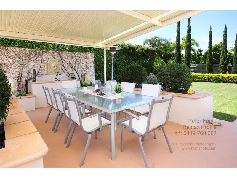 22 SAMUEL PLACE, Sinnamon Park QLD 4073