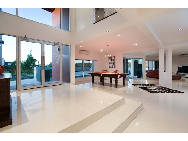 4 COOPERS CLOSE, Sinnamon Park QLD 4073