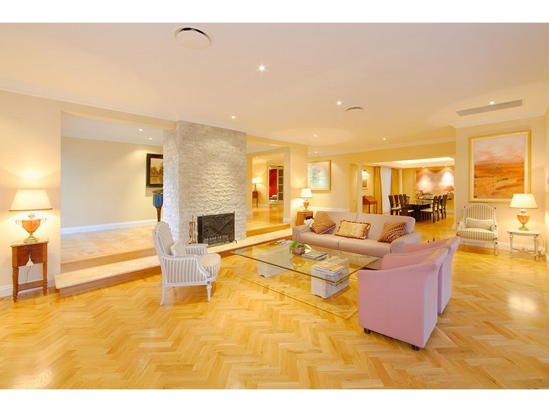 205  WESTLAKE DRIVE, Westlake QLD 4074
