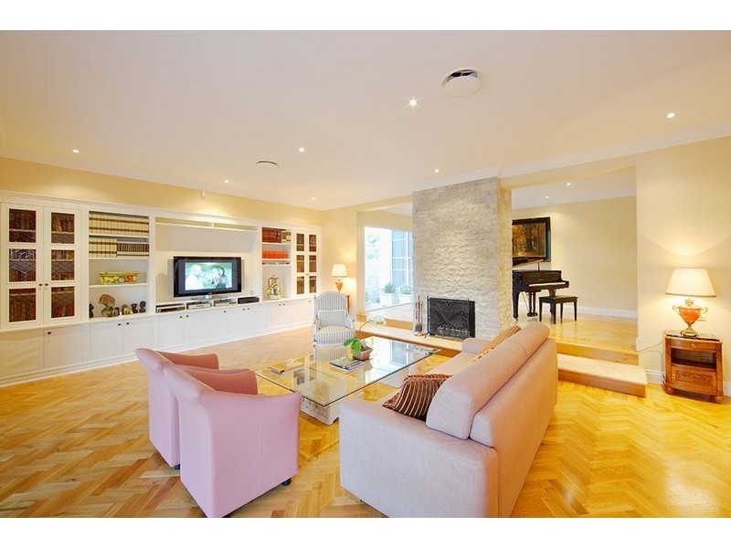 205  WESTLAKE DRIVE, Westlake QLD 4074