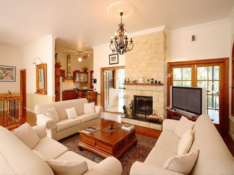 31 WENDOUREE CR, Westlake QLD 4074