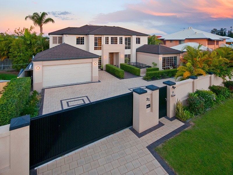 31  Thomas Macleod Ave, Sinnamon Park QLD 4073
