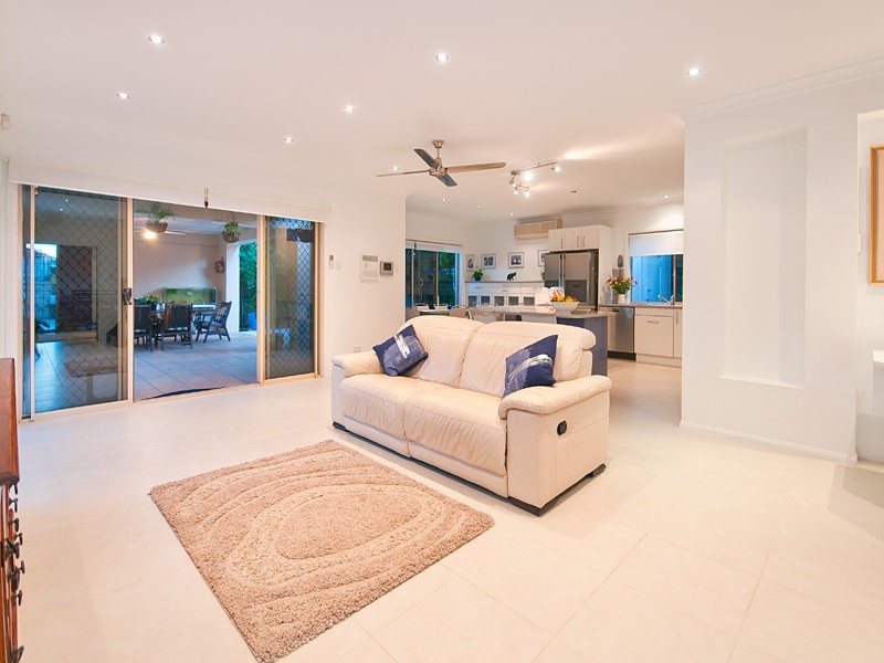 31  Thomas Macleod Ave, Sinnamon Park QLD 4073