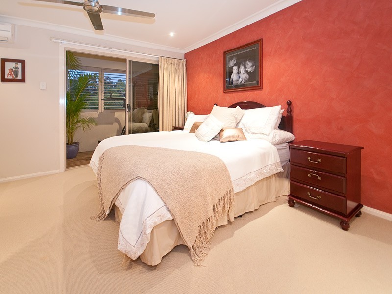 31  Thomas Macleod Ave, Sinnamon Park QLD 4073