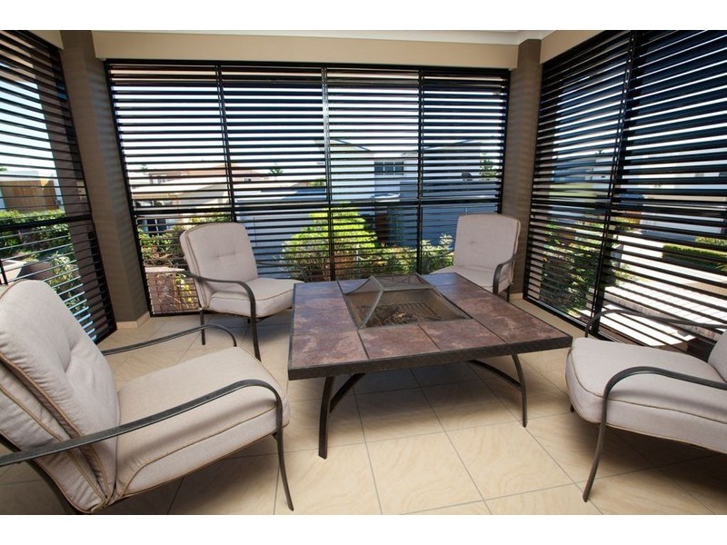 5 COOPERS CLOSE, Sinnamon Park QLD 4073