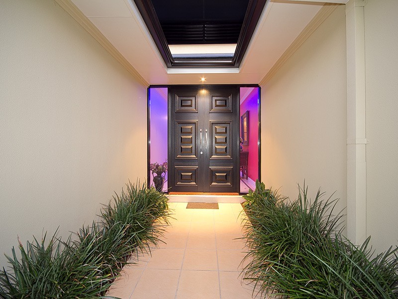 73 SANCTUARY PLACE, Fig Tree Pocket QLD 4069