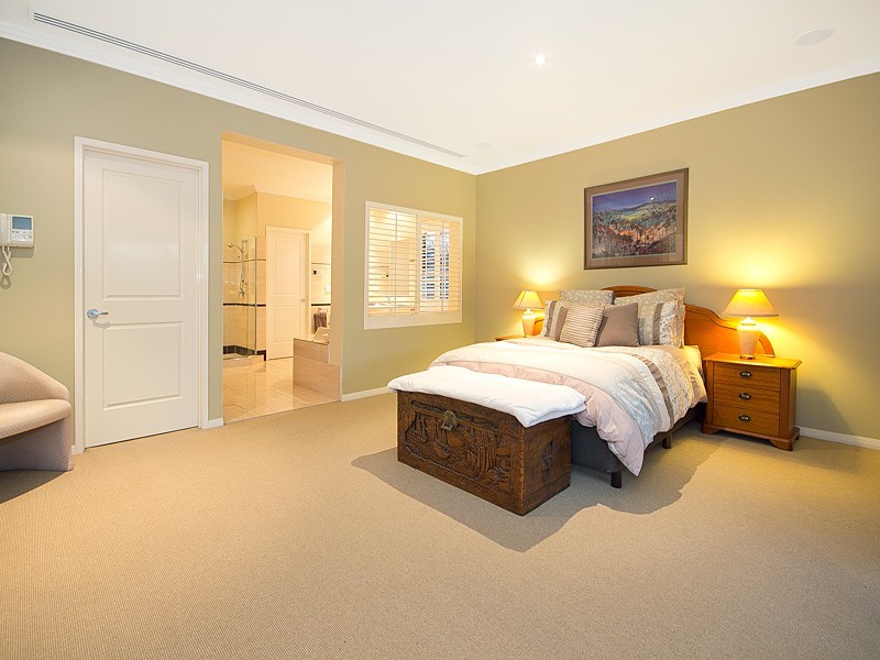 73 SANCTUARY PLACE, Fig Tree Pocket QLD 4069