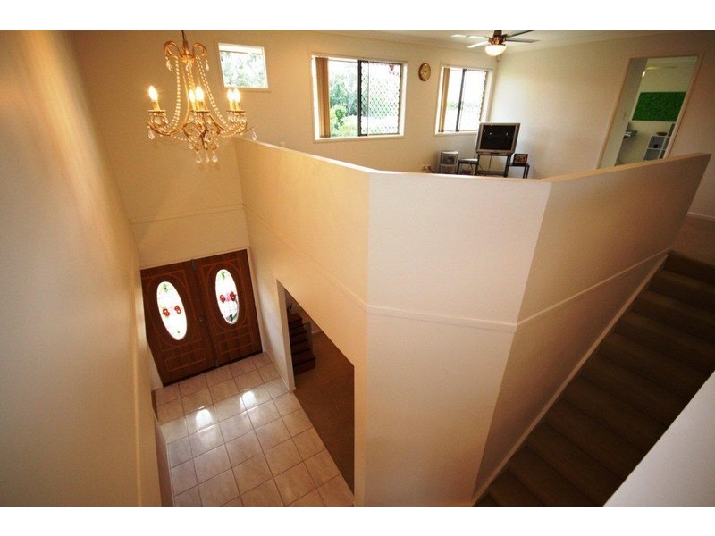 6  Surrey  Close, Bald Hills QLD 4036