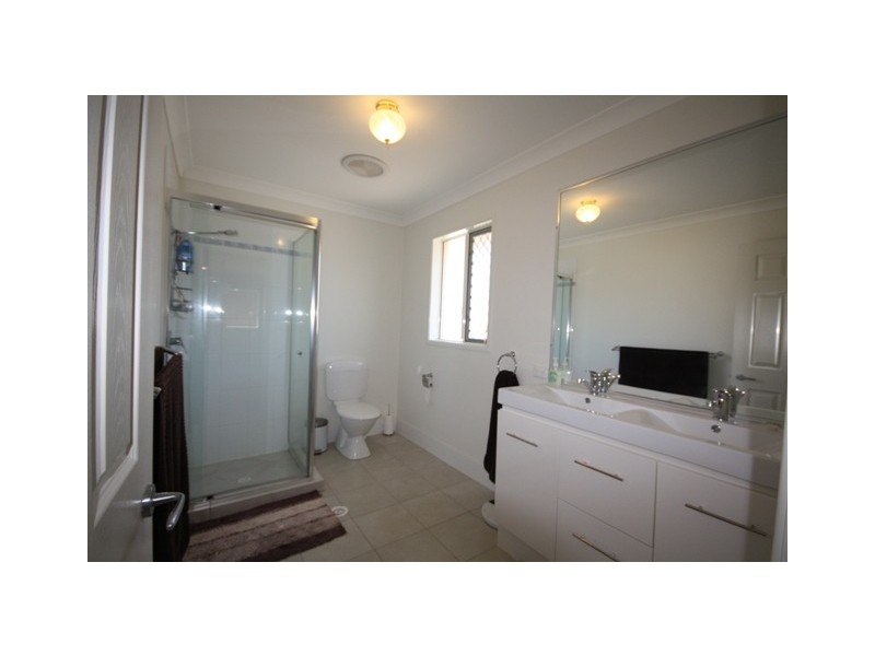 6  Surrey  Close, Bald Hills QLD 4036