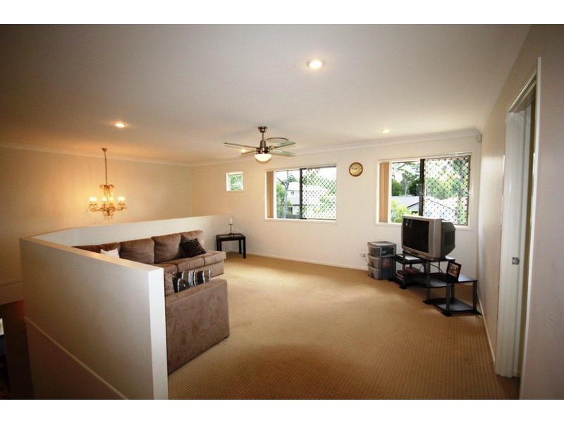 6  Surrey  Close, Bald Hills QLD 4036