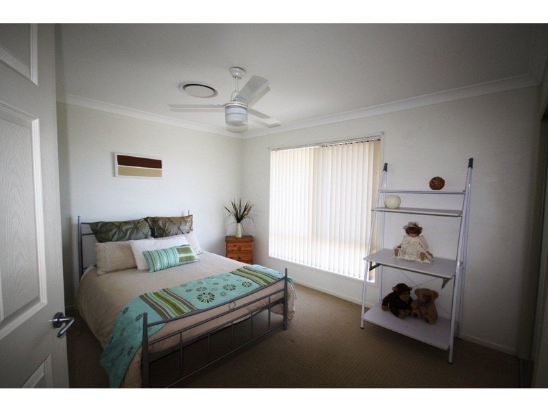 6  Surrey  Close, Bald Hills QLD 4036