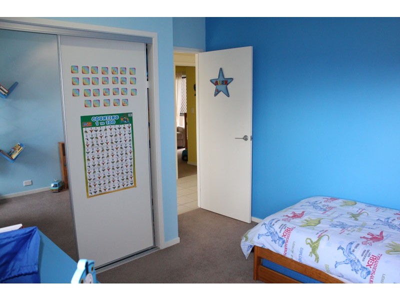 68 Mossvale Dr, Wakerley QLD 4154