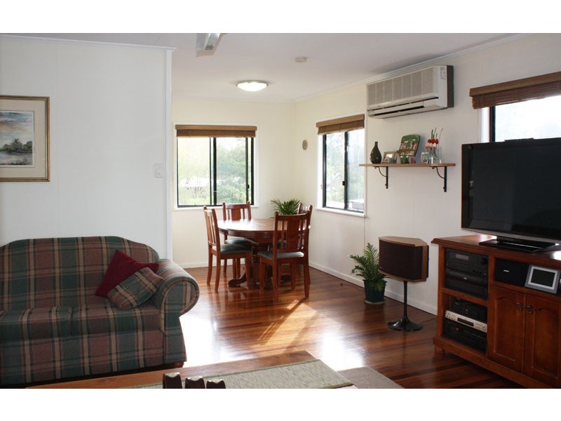 16 Callendar St, Sunnybank Hills QLD 4109