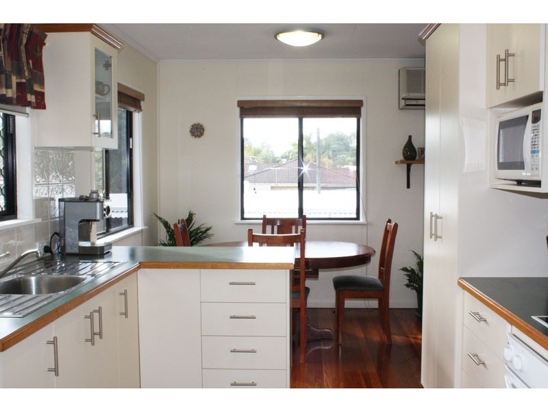 16 Callendar St, Sunnybank Hills QLD 4109