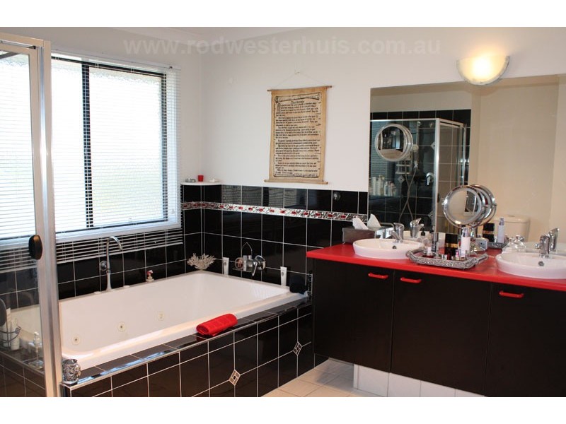 Forest Lake QLD 4078