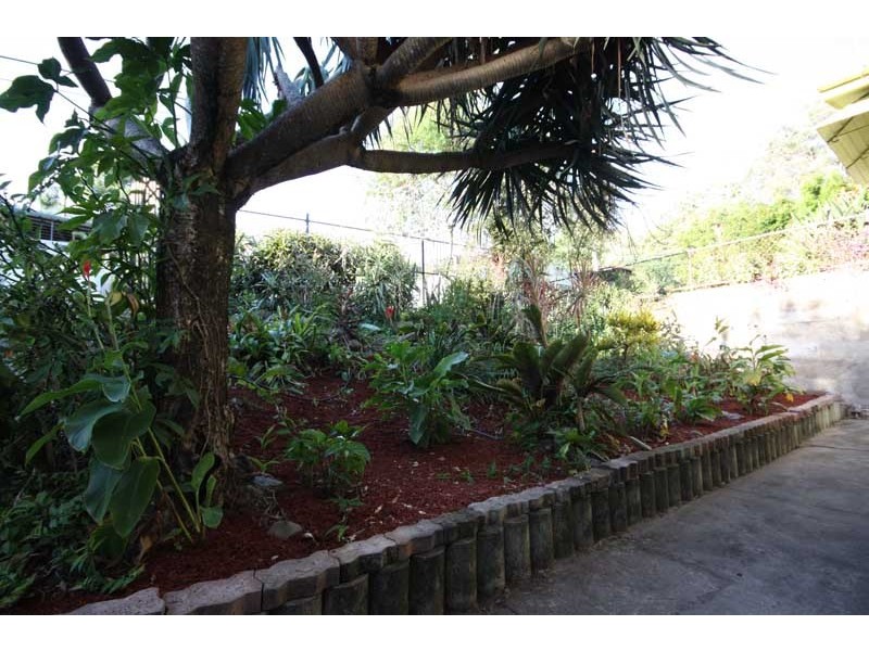 67 Angliss St, Wilston QLD 4051